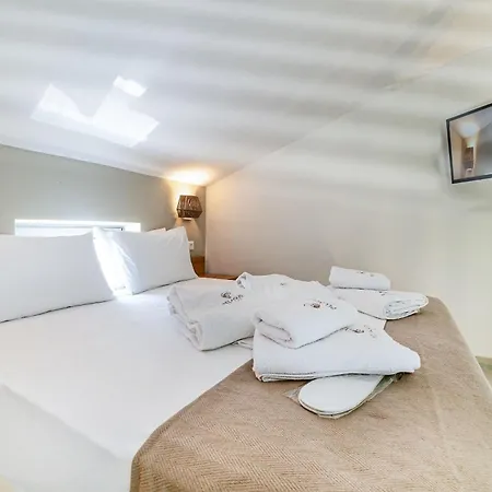 וילה Pelagus Luxury פוליכרונו