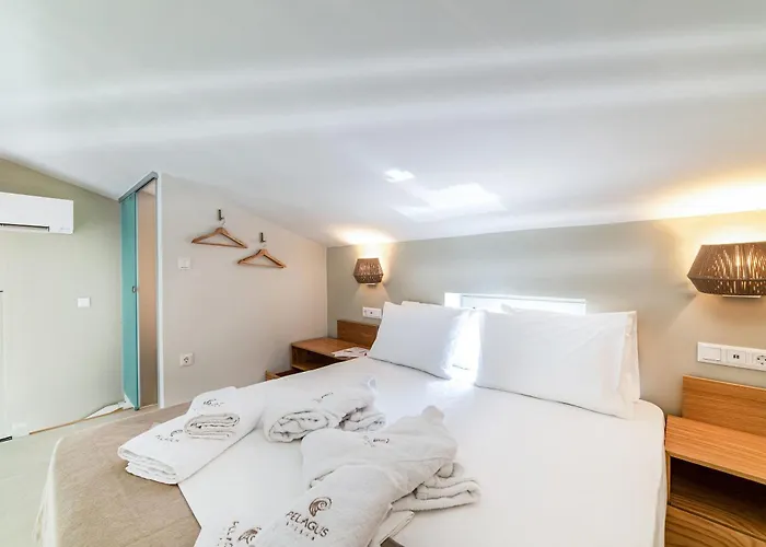 Villa Pelagus Luxury Polychrono