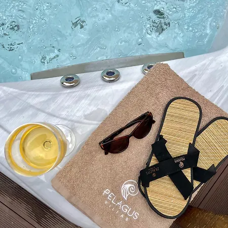 Pelagus Luxury * Polychrono