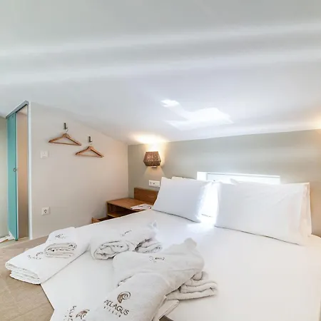 Villa Pelagus Luxury Polychrono