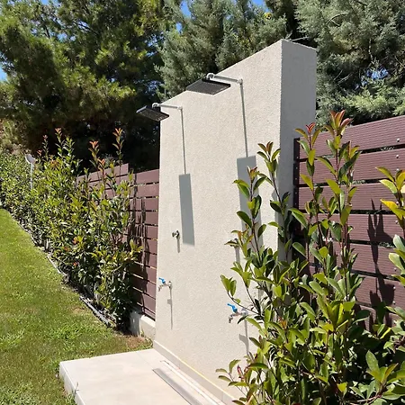 Pelagus Luxury Polychrono