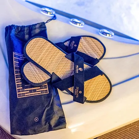 Pelagus Luxury * Polychrono